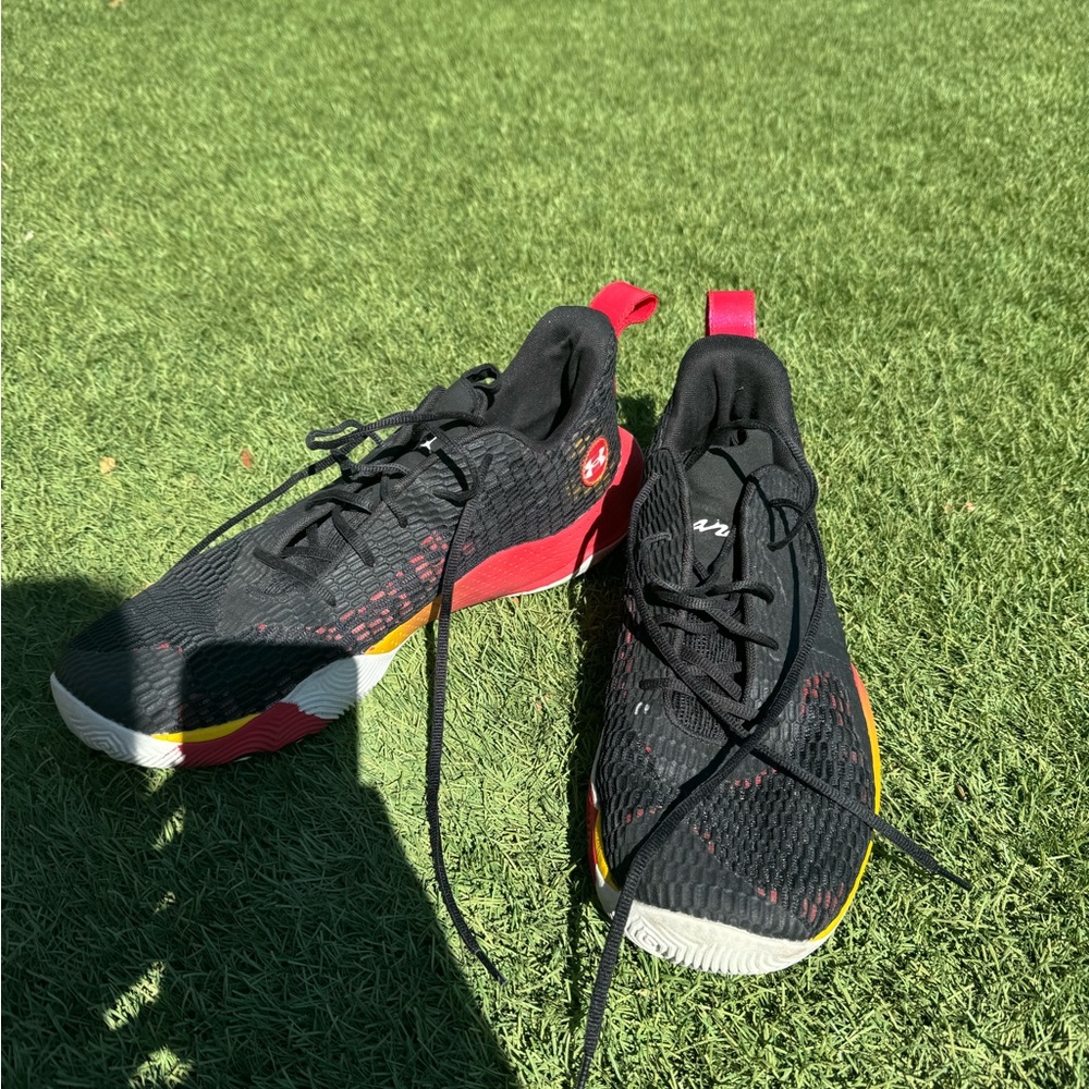 Under Armour Basketball Shoes Size 15